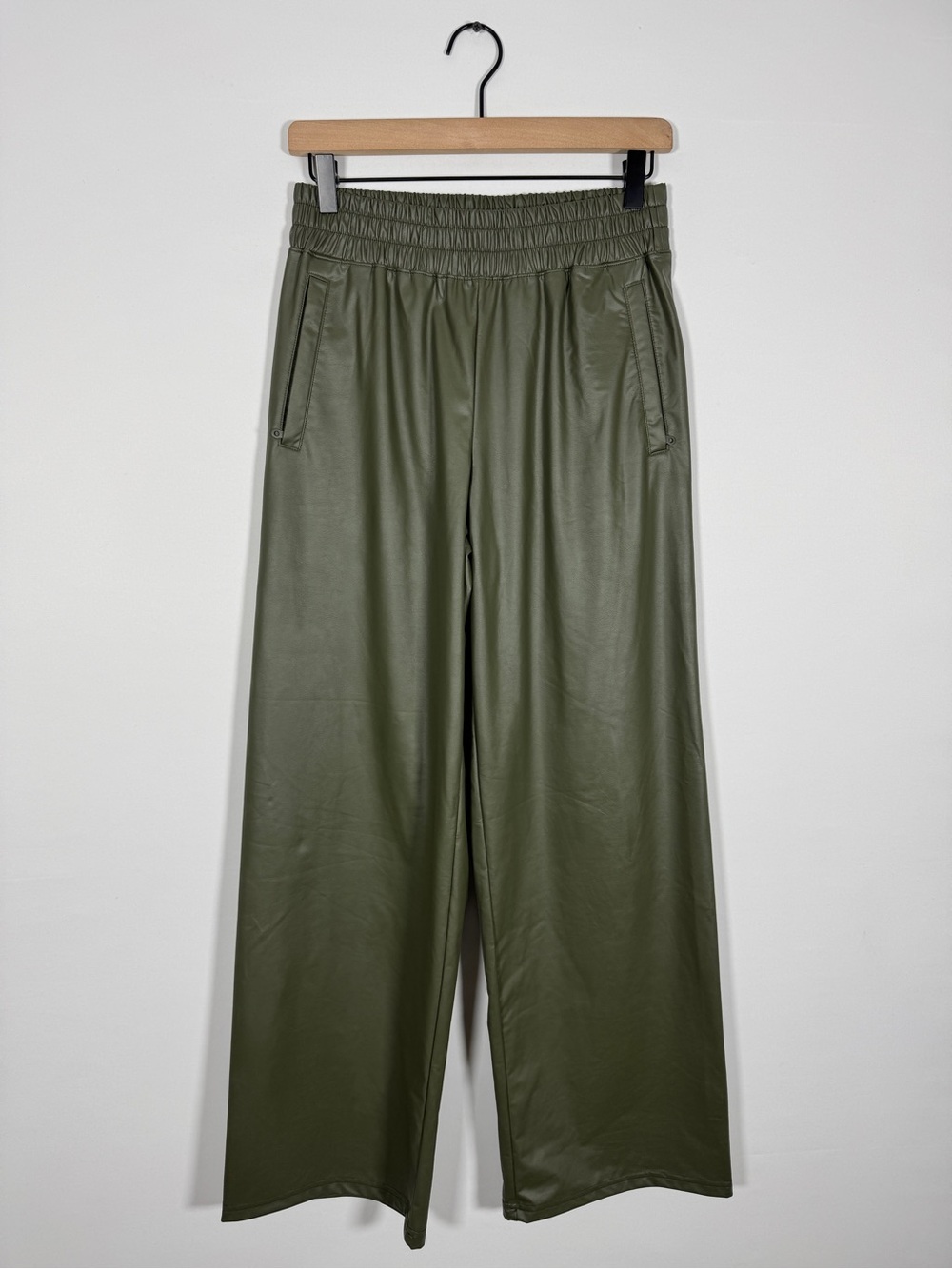 WP9 {aerie} "Real Luxe" Green Faux Leather Elastic Waist Wide Leg Pants